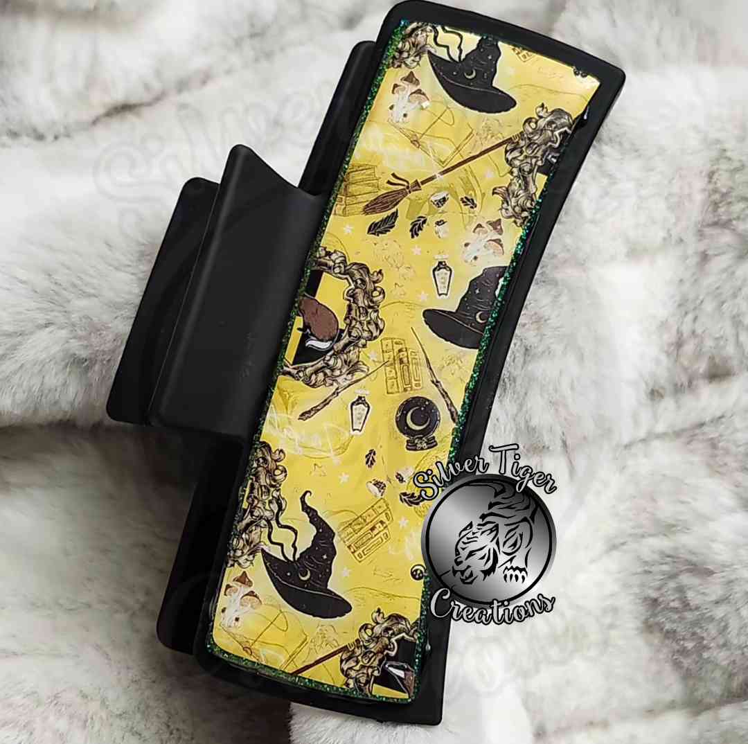 Team Badger Large 4 inch